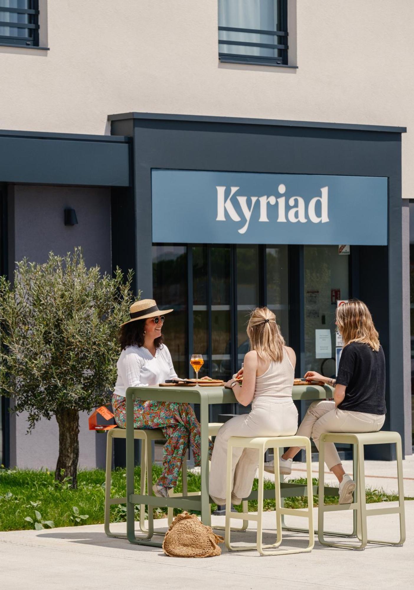 Déols Kyriad Chateauroux Nord - Aeroport מראה חיצוני תמונה